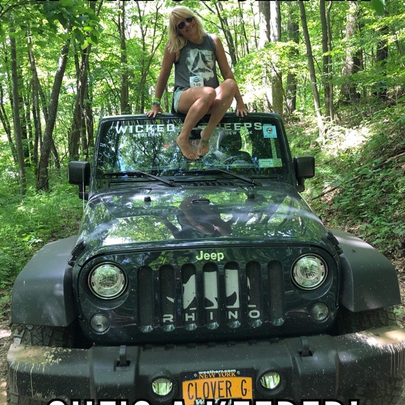 Meet your Posher, Clover - Picture 5 of 11